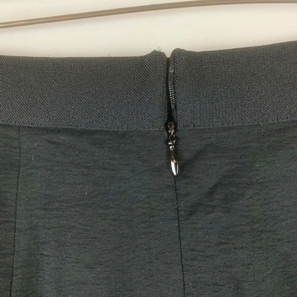 BCBG Size 0 Juniors Skirt Front Ruffles Elastic Waistband Back Zip